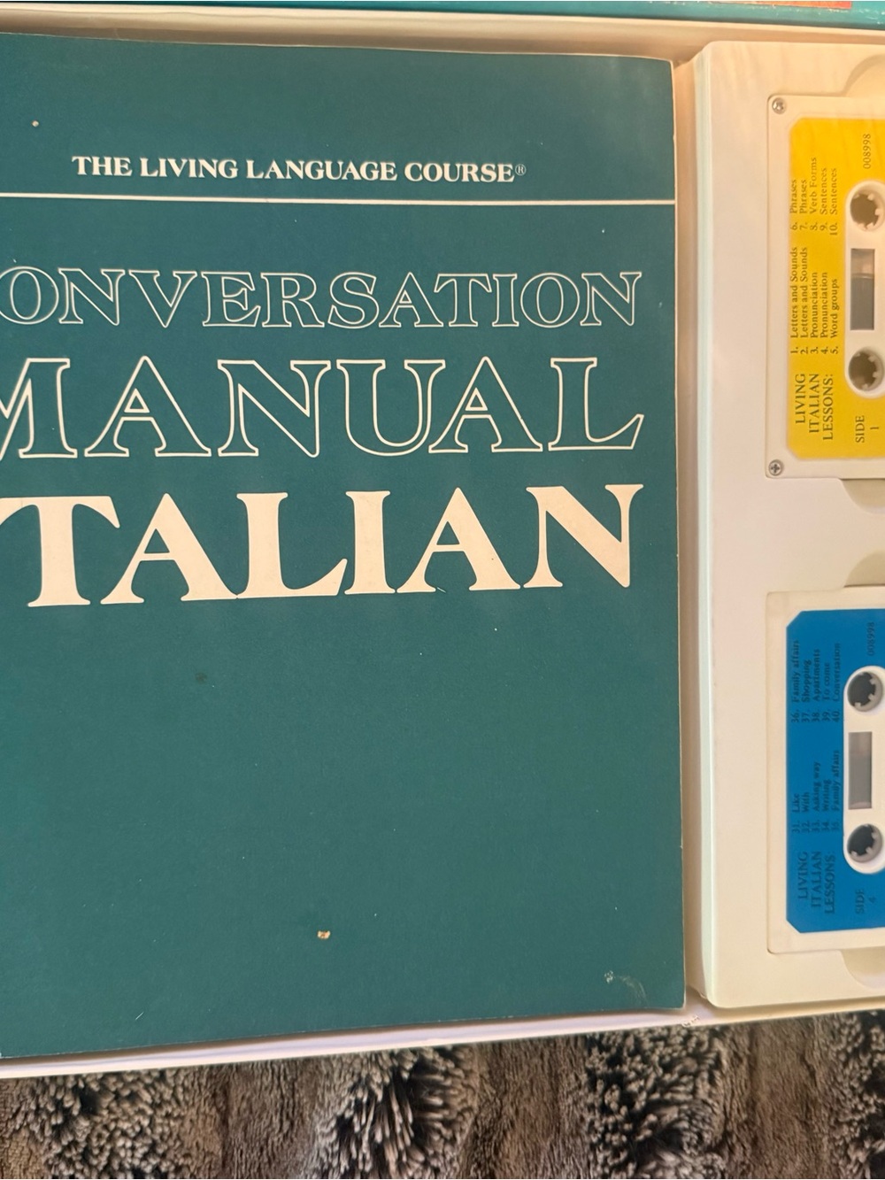 Cassette Edition Language Course - Blue/Tan - Picture 2 of 12